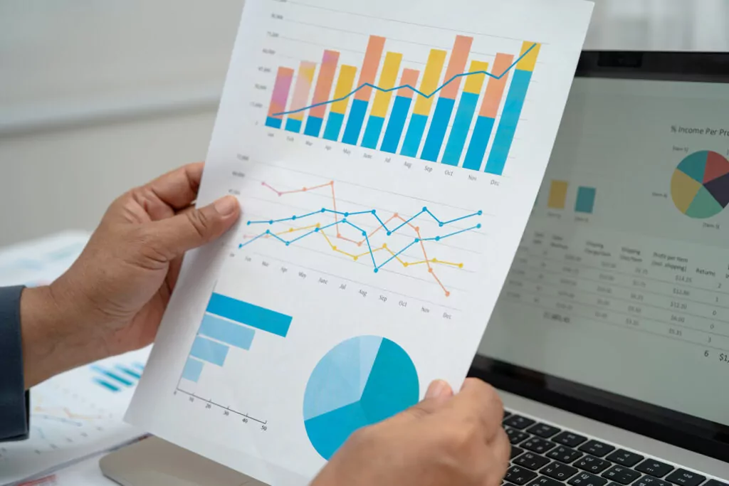 business woman working with data graph.